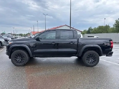 2024 Chevrolet Colorado Trail Boss Crew Cab 5' Box 4WD |