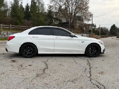 2017 Mercedes-Benz C43 white exterior with black interior