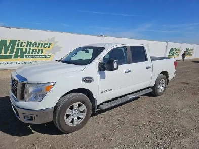 2017 Nissan Titan
