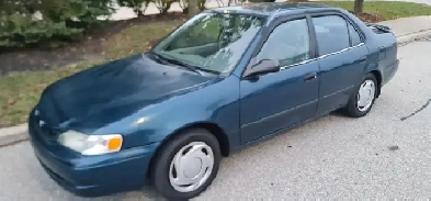 1998 Toyota Corolla Auto 119k  416-858-7673