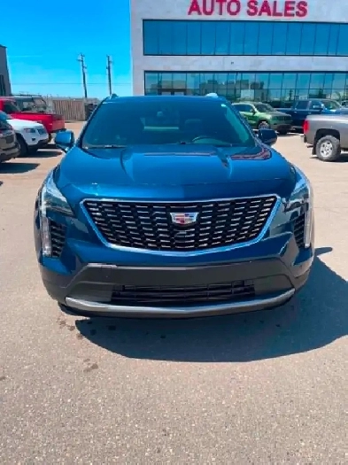 2019 Cadillac XT4 Premium Luxury AWD – $25,999123,922 km