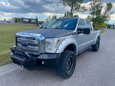 2015 F350 Platinum Superduty, 6.7 Turbo Diesel 4x4
