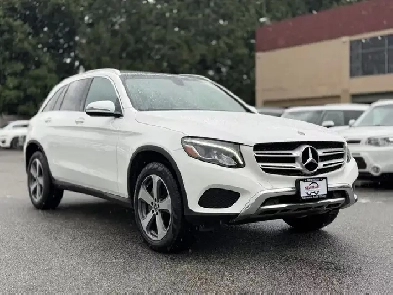 2019 Mercedes-Benz GLC300 4MATIC LOCAL BC VEHICLE. NO ACCIDENT.