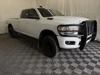 2022 Ram 2500 | BIG HORN 4X4 6.4 HEMI | LIFT/WHEELS/SHOCKS