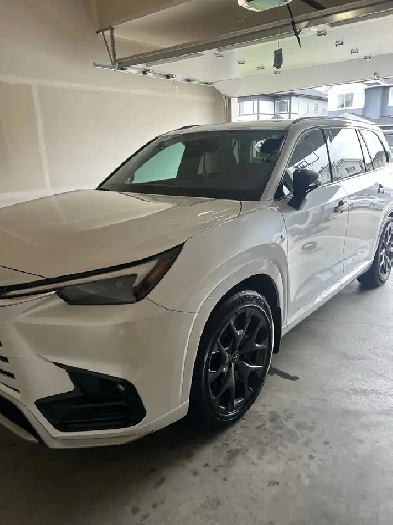 Lexus Tx500h hybrid