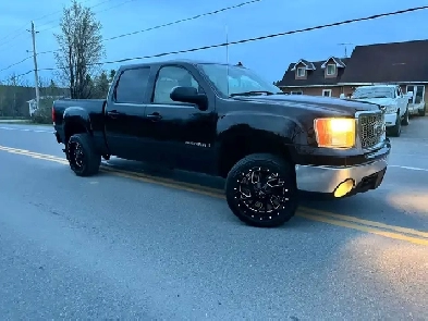 2007.5 GMC Sierra 1500 SLT