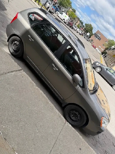 Kia Rondo 2009