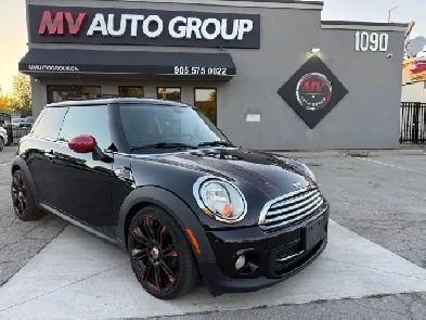 2013 MINI Cooper Hardtop Baker Street Edition