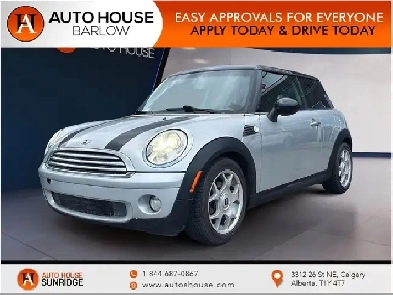 2009 MINI Cooper Hatchback HEATED SEATS PANO ROOF PUSH BUTTON ST