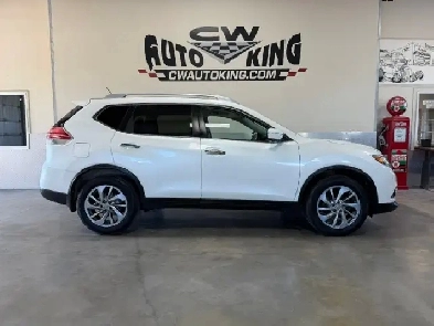 2015 Nissan Rogue SL Tech / AWD / Low K / O Accident