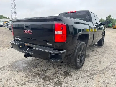 REPO 2019 GMC Sierra Elevation 1500 4x4 REPO