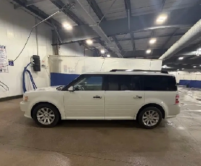 2009 Ford Flex Loaded 6 Passenger V6