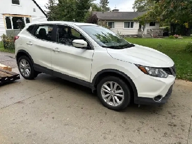2018 Nissan Qashqai SV, AWD, WHITE, SAFETIED