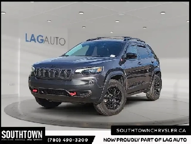 2023 Jeep Cherokee Trailhawk