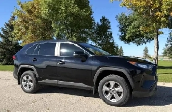 2022 Toyota RAV4 HYBRID LE AWD ONE OWNER - NO ACCIDENTS