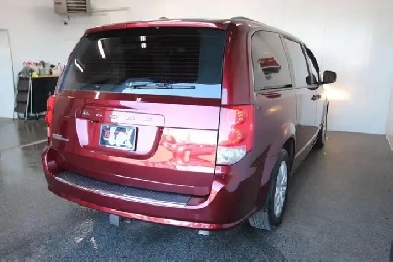 2019 Dodge Grand Caravan SXT / STOW N GO / 7 PASSAGERS