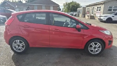 2012 Ford Fiesta SE