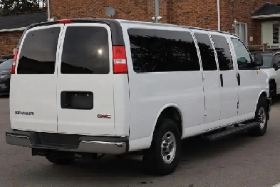 2022 GMC Savana RWD 3500 155' LT