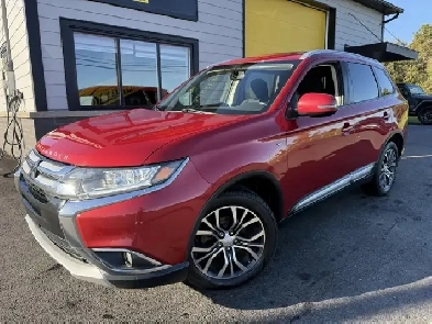 2017 Mitsubishi Outlander SE  7 PASS  APPLECARPLAY