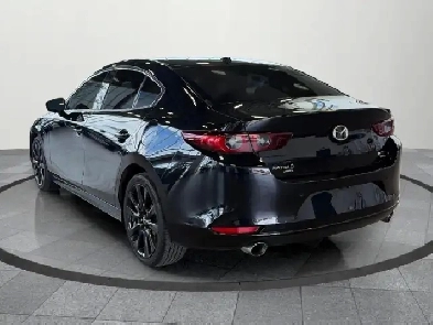 2022 Mazda 3 GT w/Turbo GT|All Wheel Drive|Red Interior