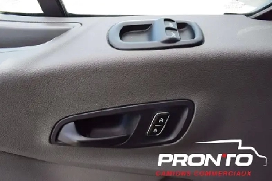 2023 Ford Transit Cargo Van T-250 Cube 12 pieds  Rampe de Char