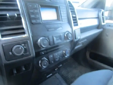 Ford F-250 XLT cabine simple 2RM 142 po XLT 2X4 BOITE DE 8 PIEDS