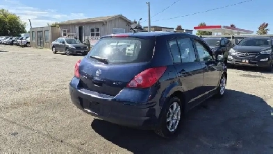 2008 Nissan Versa 1.8 SL