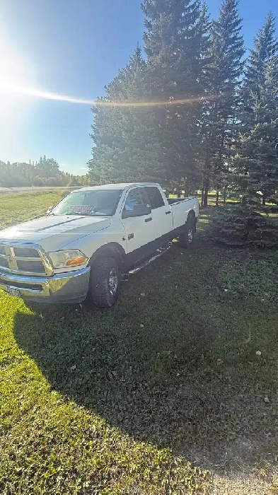 Dodge Ram 2500 4x4 turbo diesel.