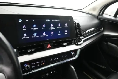 2023 Kia Sportage EX Call (902) 466-9550 Apple Car Play, Android