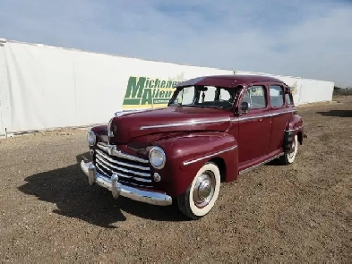 1948 Ford Super Deluxe