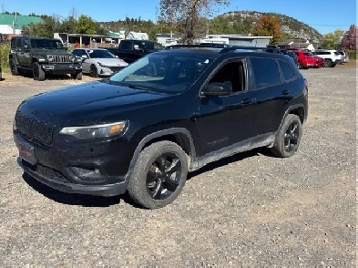 2021 JEEP CHEROKEE  4X4  NO ACCIDENTS