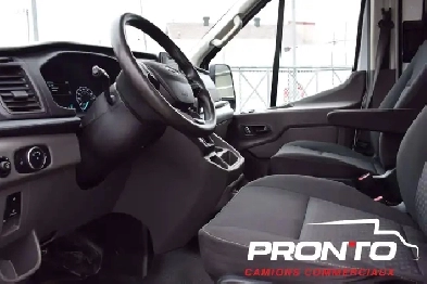 2023 Ford Transit Cargo Van AWD  Hitch , Cruise , Bluetooth