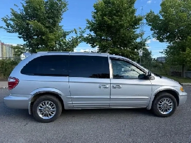 2001 Chrysler Town & Country 2001 CHRYSLER TOWN COUNTRY   ,  7 P