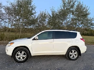 2012 Toyota RAV 4 2012 TOYOTA RAV4 , 4X4 , AUTOMATIQUE ,  4 CYLI