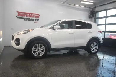 2018 Kia Sportage LX / AWD