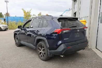 2019 Toyota RAV4 AWD XLE - SUNROOF|CAMERA|BLINDSPOT|LANEKEEP