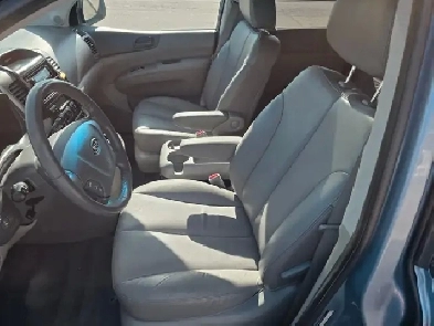 2009 Kia Sedona EX Leather Heated Seats Sunroof
