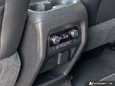 2027 GMC Acadia AT4 AWD AT4