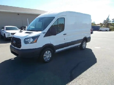 2017 Ford Transit Cargo Van T250 Highrise