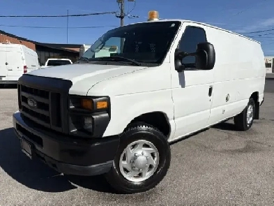 2012 Ford Econoline Cargo Van ONLY 69,000KM-POWER INVERTER-DIVID