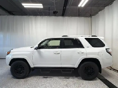 2023 Toyota 4Runner SR5 4WD - Backup Camera, Heated Steering Whe