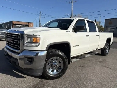 2016 GMC Sierra 2500HD 4X4 CREW CAB-LONG BOX-CAMERA-NEW TIRES-CE