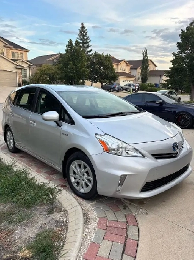 2012 Toyota prius v