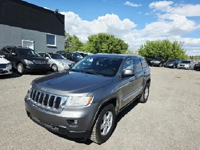 2012 Jeep Grand Cherokee 4WD Laredo with Remote Starter