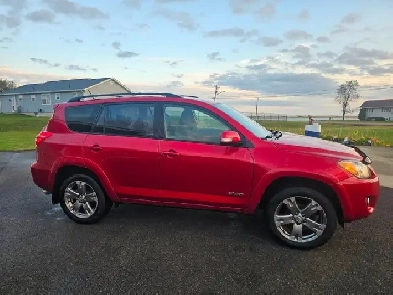 2011 Toyota Rav 4  Sport 4WD One Owner 4 cylinder