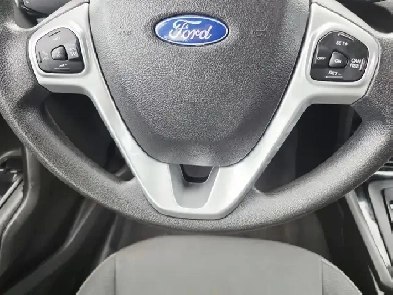 2019 Ford Fiesta SE Automatic Hatchback Heated Seats Low KM