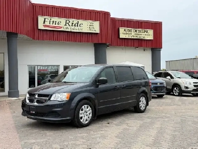 2014 Dodge Grand Caravan SE ONLY 115,000KMS!