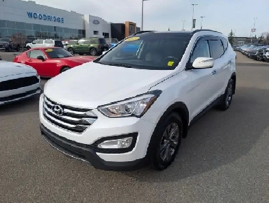 2015 Hyundai Santa Fe Sport Luxury AWD 4dr 2.4L Luxury