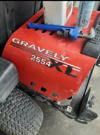 zero turn/riding mower / grain auger engines for less