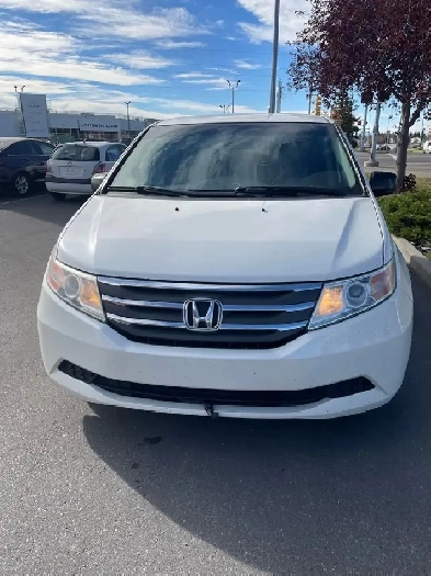 2013 Honda Odyssey Ex White